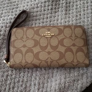 Large Phone Wallet in Signature Canvas